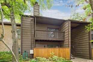 11711 Memorial Dr in Houston, TX - Building Photo