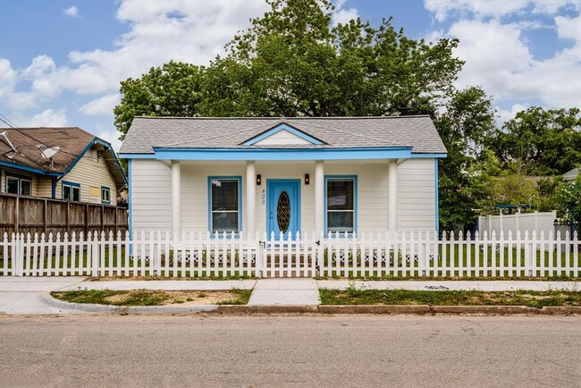 property at 409 Quitman St