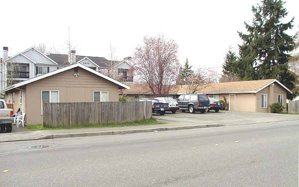 2801 NE 12th St in Renton, WA - Building Photo - Other