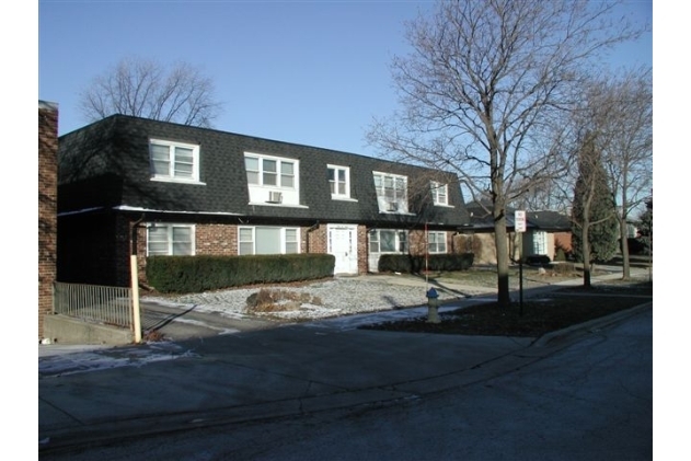 4612 Forest Ave in Brookfield, IL - Building Photo - Building Photo