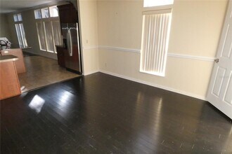 30240 Lynne Dr in Zephyrhills, FL - Building Photo - Building Photo