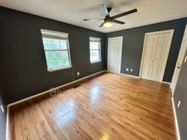 property at 118 Ridge Park Dr
