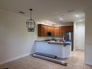 9147 Delano St in Naples, FL - Foto de edificio - Building Photo