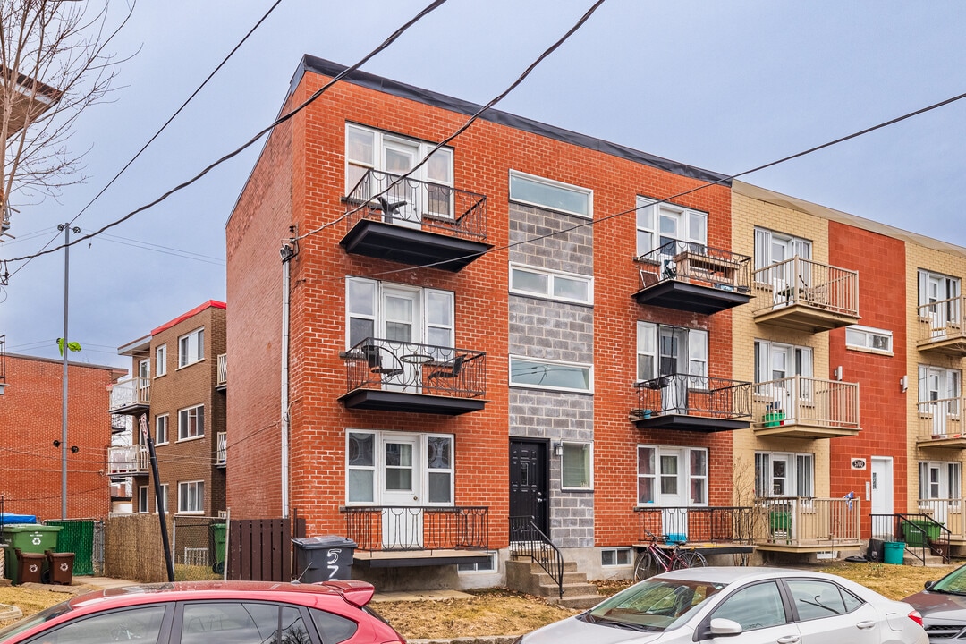 5770 Charles-Thibault Pl in Montréal, QC - Building Photo