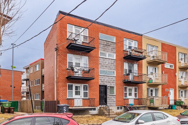 5770 Charles-Thibault Pl in Montréal, QC - Building Photo - Primary Photo
