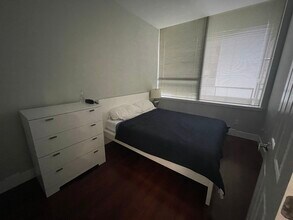1010 Howe St in Vancouver, BC - Building Photo - Building Photo