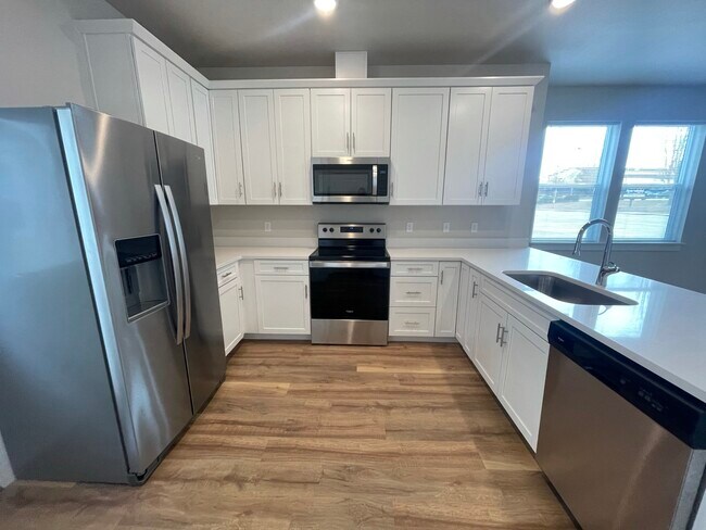 430 S 2nd St in Chelan, WA - Building Photo - Building Photo