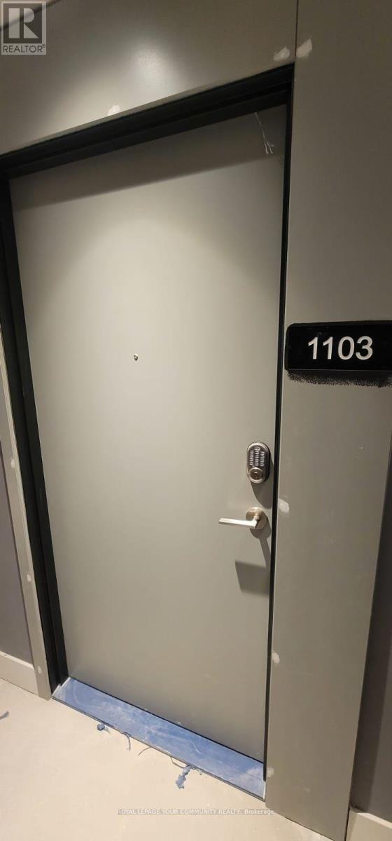 30-1130 Upper Mall Wy in Vaughan, ON - Building Photo - Building Photo