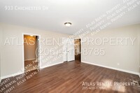 933 Chichester Dr photo'