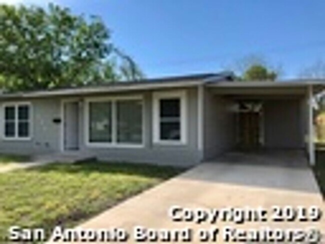 354 Trudell Dr in San Antonio, TX - Building Photo - Building Photo