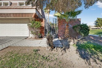 1114 Vegas Valley Dr in Las Vegas, NV - Building Photo - Building Photo