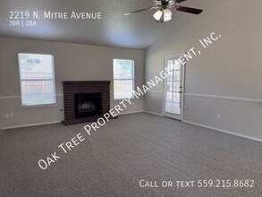 2219 N Mitre Ave in Fresno, CA - Building Photo - Building Photo
