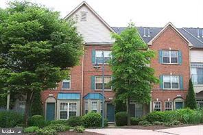 property at 11876 Breton Ct