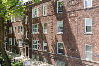 2546 N Seminary AVE in Chicago, IL - Building Photo - Building Photo