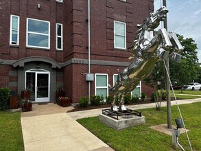 1403 Corinth St in Dallas, TX - Building Photo - Building Photo