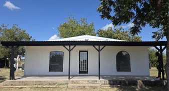 500 W 47th St in San Angelo, TX - Building Photo