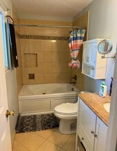 211 Summers Ct in Sterling, VA - Building Photo - Building Photo