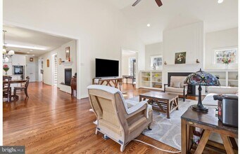 100 Braebank Ln in Bryn Mawr, PA - Building Photo - Building Photo