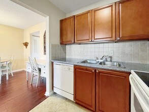 93 Northampton E in West Palm Beach, FL - Building Photo - Building Photo