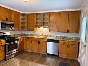 905 Brentwood Dr in Joliet, IL - Foto de edificio - Building Photo