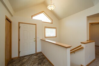 11-11 Redtail Ct in Coralville, IA - Building Photo - Building Photo