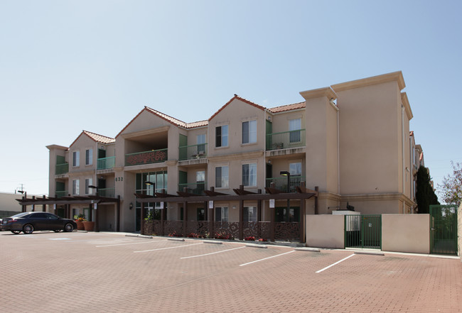 Carson Terrace Senior Apartments in Carson, CA - Building Photo - Building Photo