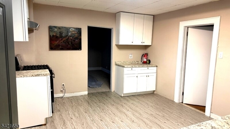 21 Bloomfield Ave in Bloomfield, NJ - Building Photo