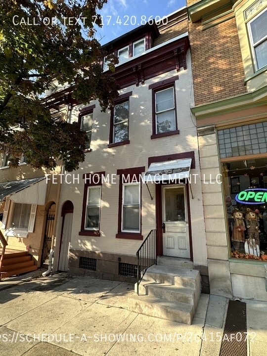 1039 Washington St-Unit -1st FL in Reading, PA - Building Photo