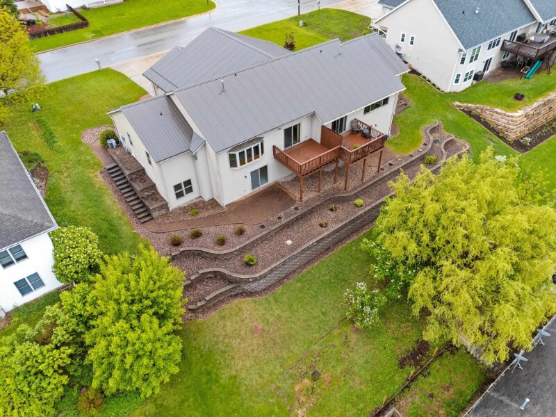280 Highland St in Wrightstown, WI - Building Photo