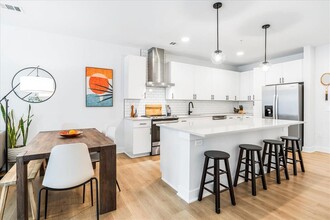 3101 Govalle Ave in Austin, TX - Building Photo - Building Photo