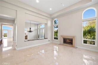 1 Stone Pine Dr in Newport Beach, CA - Building Photo - Building Photo