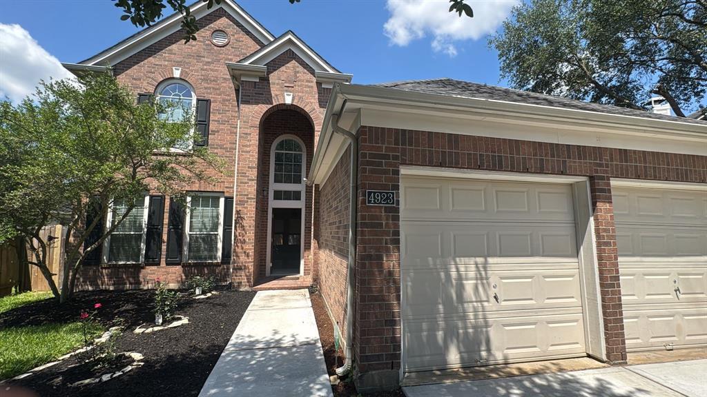 4923 Lake Gladewater Ct in Richmond, TX - Building Photo