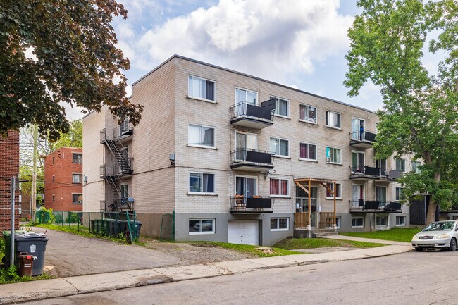 12369 Lapierre Av