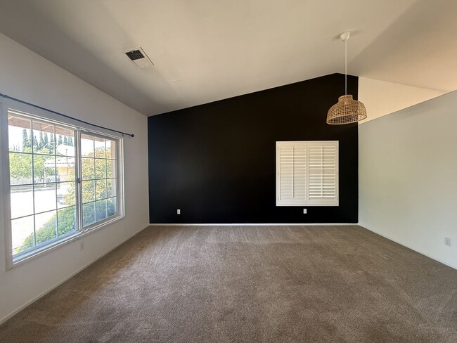 42472 Plains Dr in Lancaster, CA - Building Photo - Building Photo