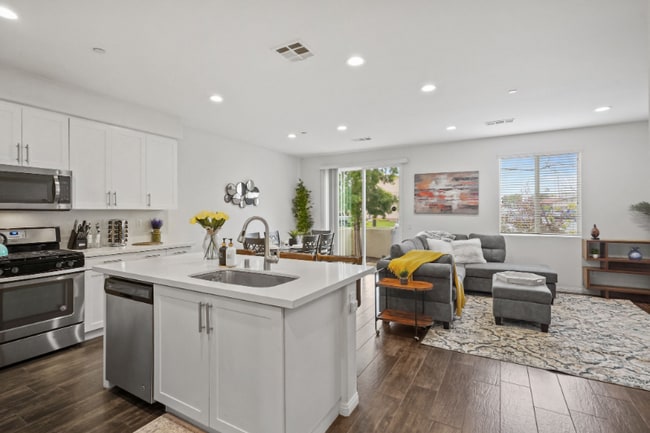 property at 4720 E Washington Ave