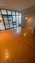 33-1533 Charles St E in Toronto, ON - Building Photo - Building Photo