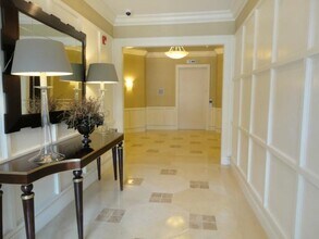 75 Stone Ridge Way in Fairfield, CT - Building Photo - Building Photo