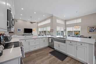 4841 Exeter Estate Ln in Wellington, FL - Building Photo - Building Photo