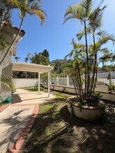 6406 E Raven Ct in Orange, CA - Foto de edificio - Building Photo