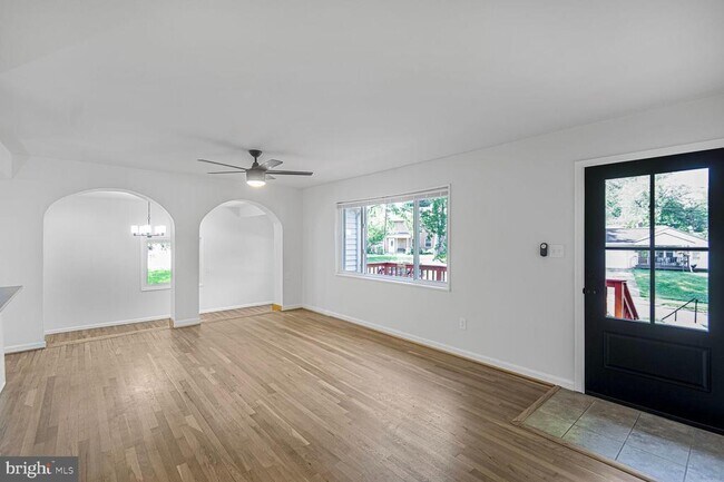 3906 Ronson Dr in Alexandria, VA - Building Photo - Building Photo