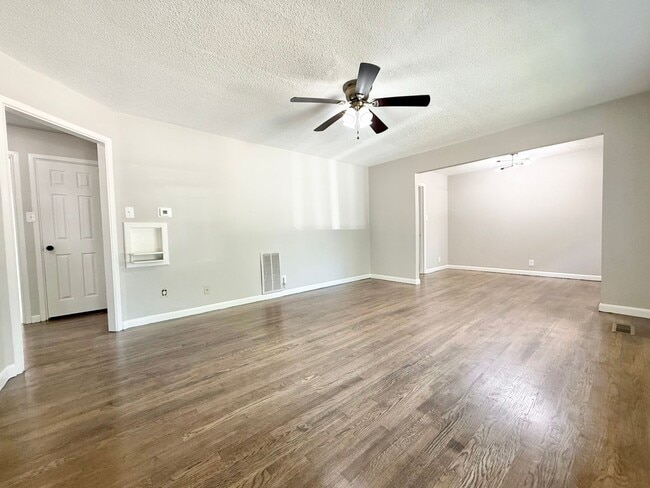 25 Woodcliff Cir in Little Rock, AR - Building Photo - Building Photo