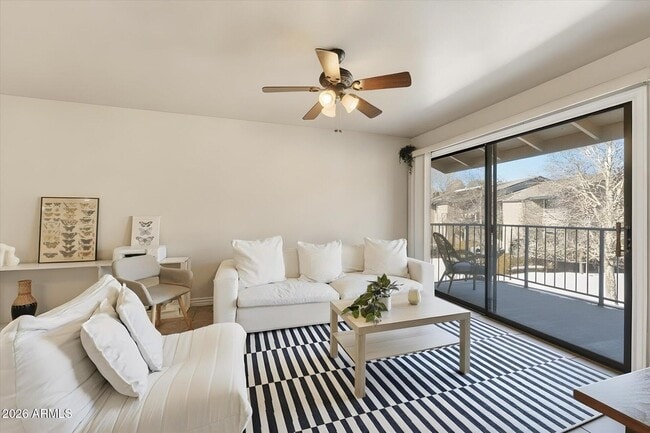 3200 S Litzler Dr in Flagstaff, AZ - Building Photo - Building Photo