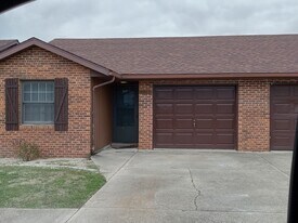 8805 Bono Rd, Unit 8805 in Terre Haute, IN - Building Photo