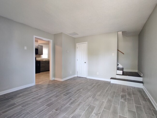 334 N Hoskins Rd in Charlotte, NC - Building Photo - Building Photo