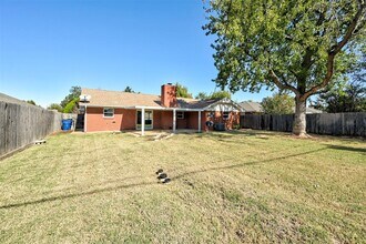 1508 Carlton Way in The Village, OK - Building Photo - Building Photo