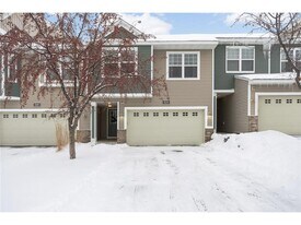 15256 Maryland Ave in Savage, MN - Building Photo