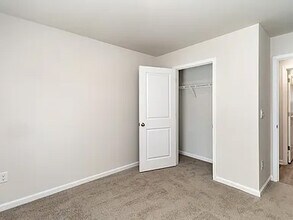 99 Cambridge Dr in Tabor City, NC - Building Photo - Building Photo