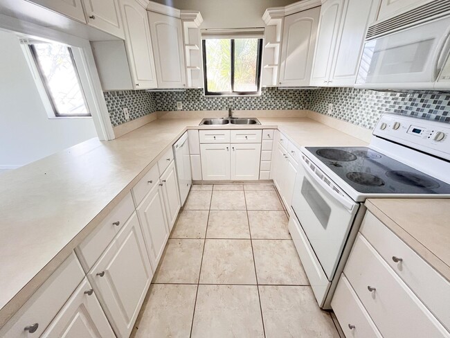 property at 125 S Palmway