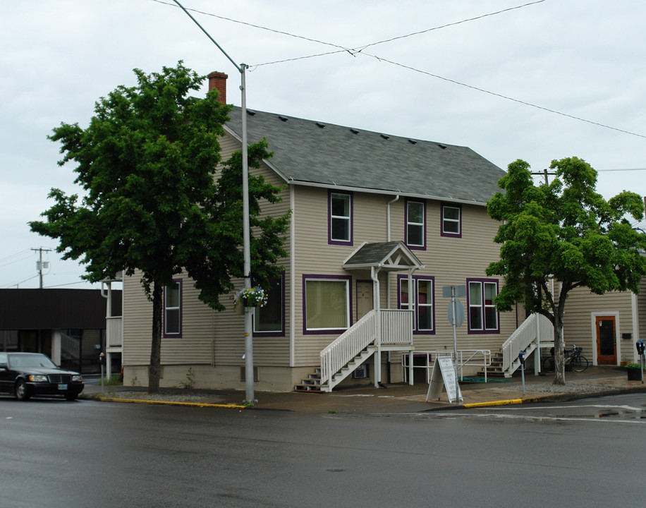 361 NW Jackson Ave in Corvallis, OR - Building Photo