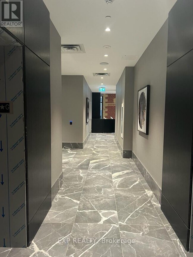 286 Main St in Toronto, ON - Building Photo - Building Photo